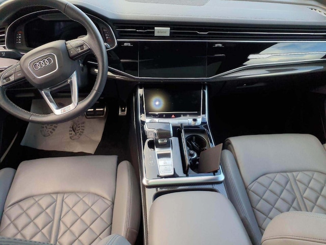 Audi Q8 55 TFSI Competition Quattro