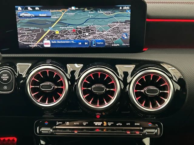 Mercedes-Benz CLA 200 Coupé