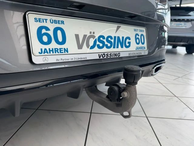 Mercedes-Benz CLA 200 AMG Line