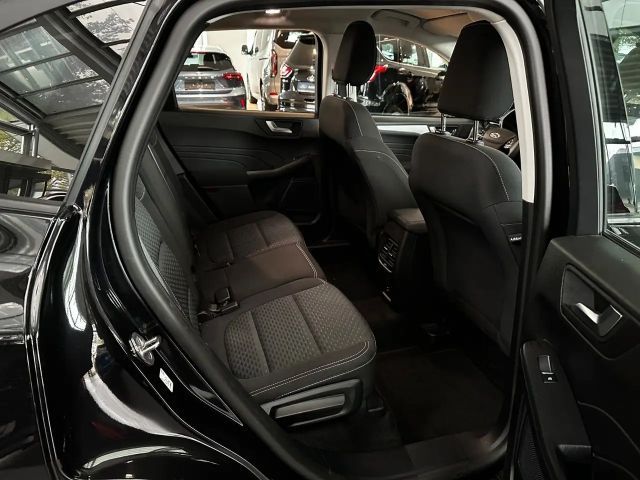 Ford Kuga Cool & Connect