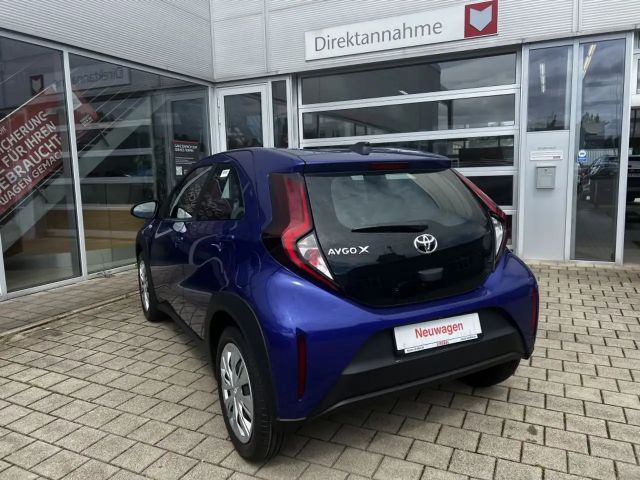 Toyota Aygo X Business Hatchback