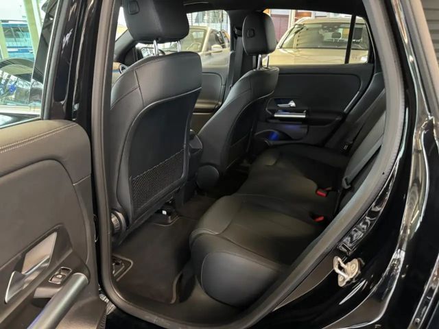 Mercedes-Benz EQA 300 4MATIC Progressive