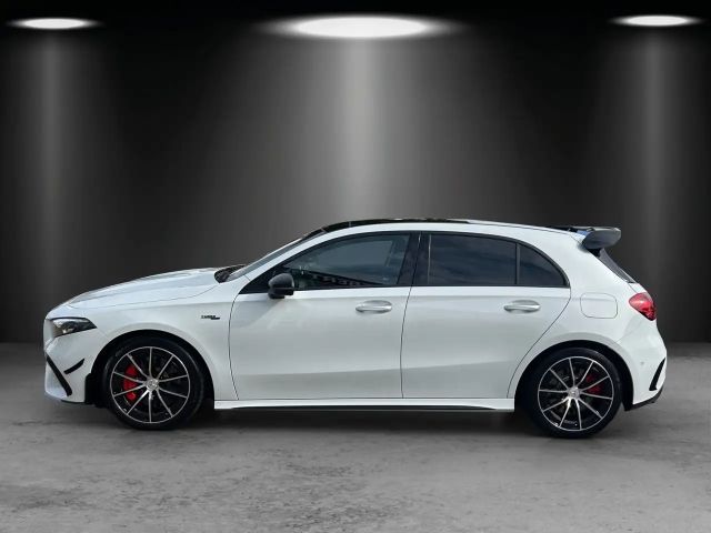 Mercedes-Benz A 35 AMG AMG Line