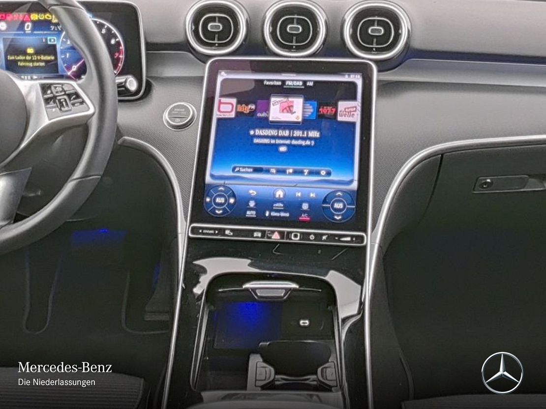 Mercedes-Benz C 180 Sedan