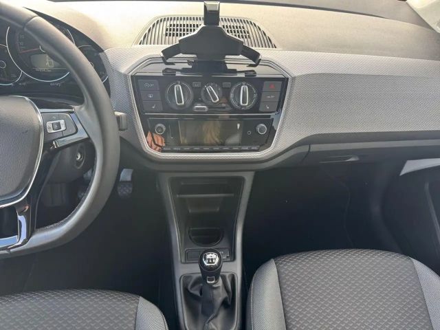 Volkswagen up! 1.0 MPI Active