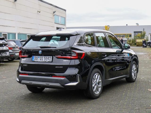 BMW X1 xDrive30 AHK LED NAVI KAMERA SHZ PDC KEYLESS