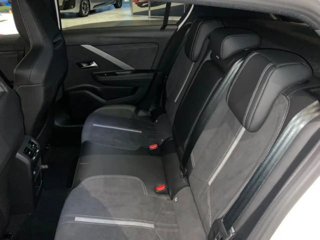 Opel Astra GSe Hybrid Innovation