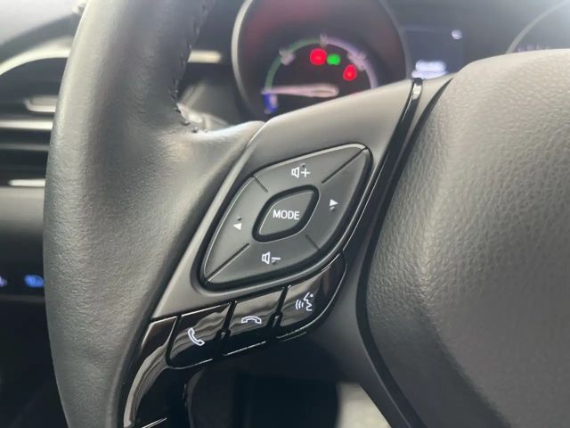 Toyota C-HR Hybride Team D