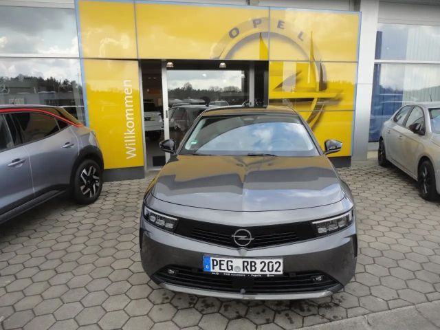 Opel Astra 1.2 Turbo Enjoy Turbo
