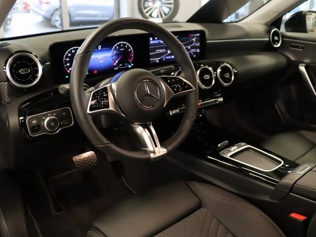 Mercedes-Benz A 180 Progressive