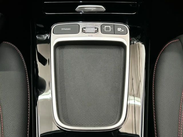 Mercedes-Benz A 180 AMG Line Hatchback