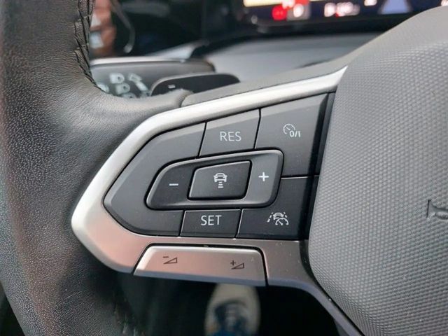 Volkswagen Golf DSG Golf VIII Style Variant