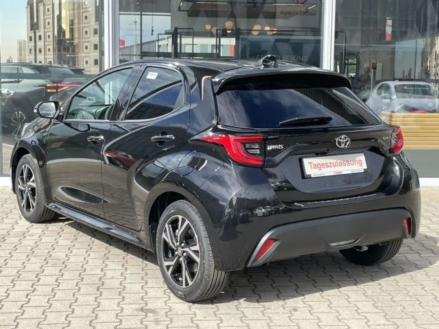 Toyota Yaris Hatchback Hybride VVT-i