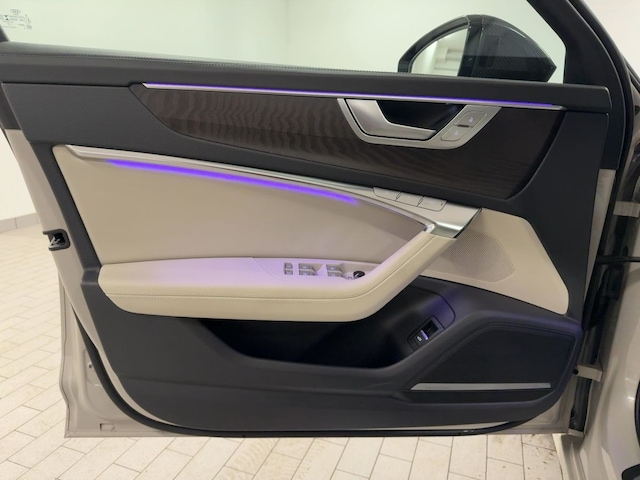 Audi A6 55 TFSI Quattro S-Tronic Sedan