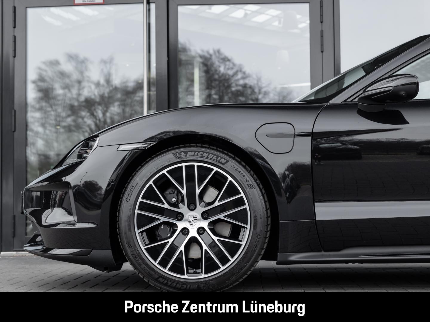 Porsche Taycan Sport Turismo