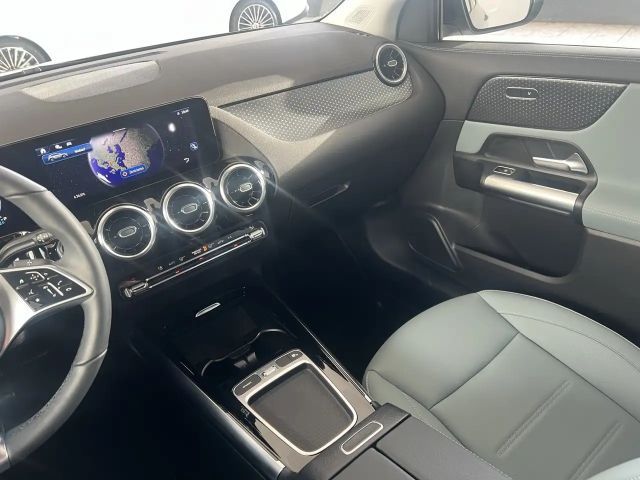 Mercedes-Benz GLA 180 Progressive