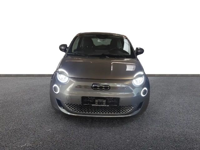 Fiat 500e 42 kWh