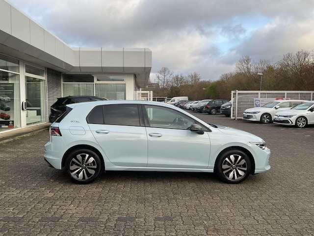 Volkswagen Golf 1.5 eTSI DSG Golf VIII