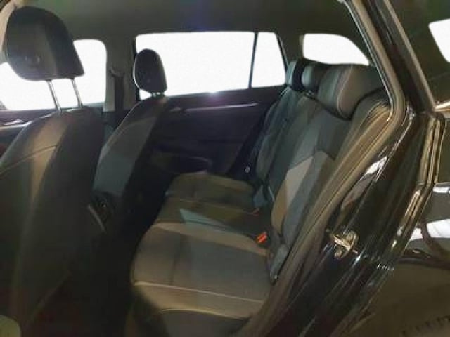 Volkswagen Golf 1.5 eTSI DSG Golf VIII Variant