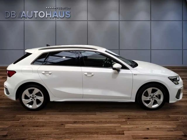 Audi A3 1.5 TFSI S-Line S-Tronic Sedan