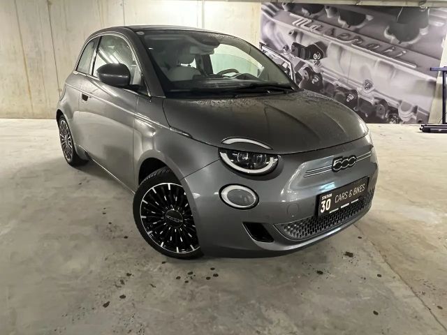 Fiat 500 La Prima