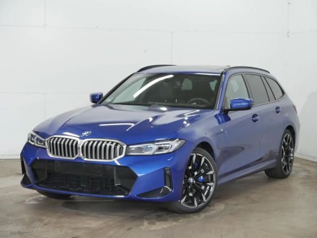 BMW 330 FACELIFT 2 - PANODAK - HIFI