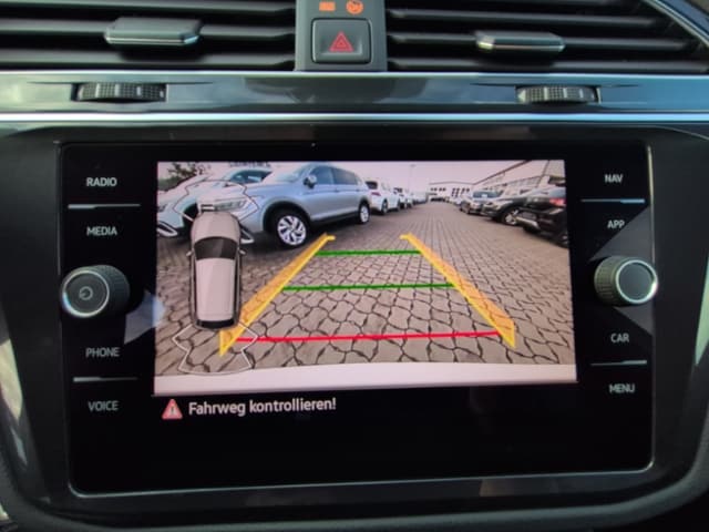 Volkswagen Tiguan 1.5 TSI DSG R-Line