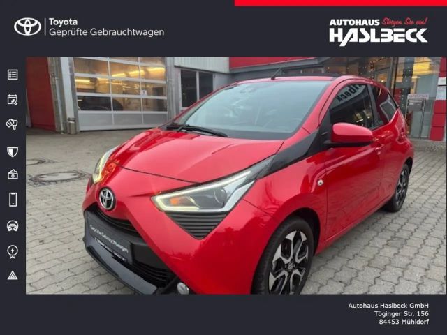 Toyota Aygo X Hatchback Play Team D X-play