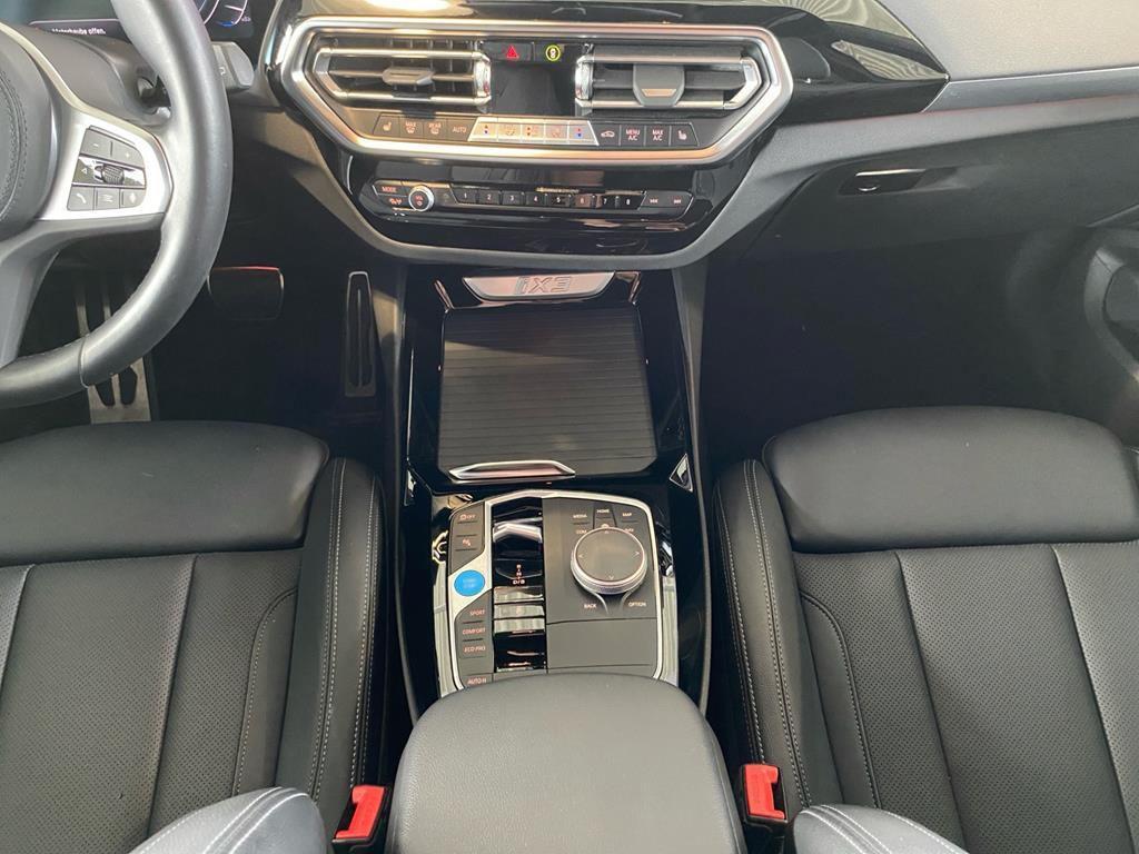 BMW iX3 iX3