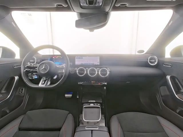 Mercedes-Benz CLA 35 AMG 4MATIC AMG Line Coupé