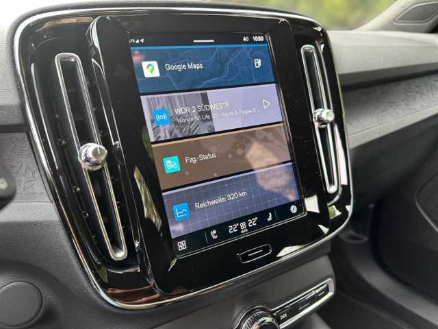 Volvo XC40 Core Recharge