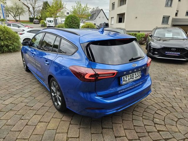 Ford Focus EcoBoost ST Line Wagon