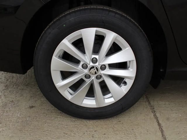 Skoda Scala Essence TSI