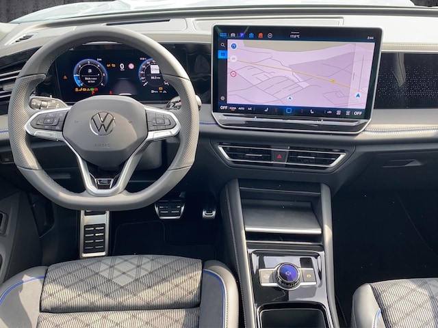 Volkswagen Tiguan 4Motion DSG R-Line