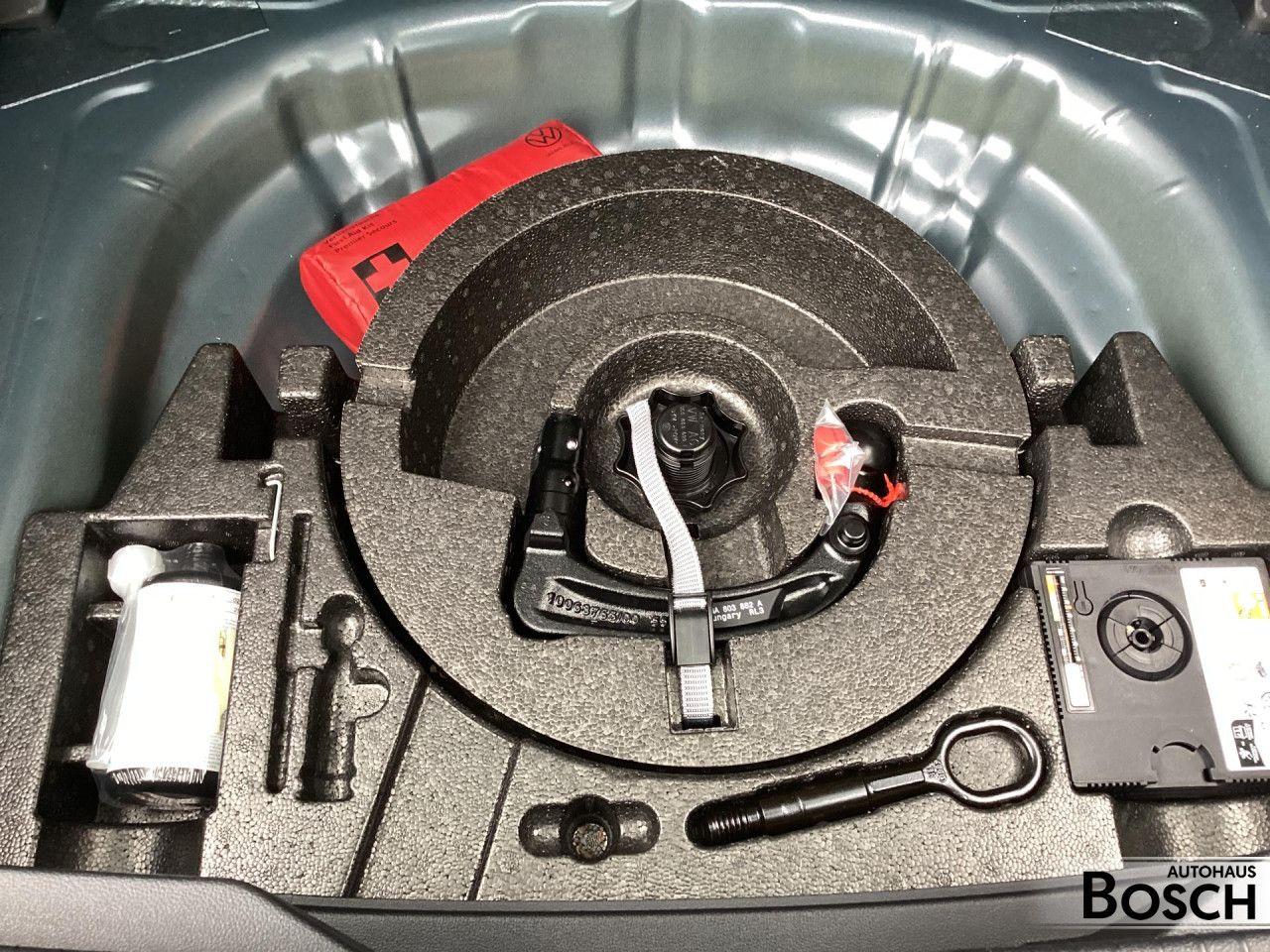 Volkswagen T-Roc 1.5 TSI DSG R-Line