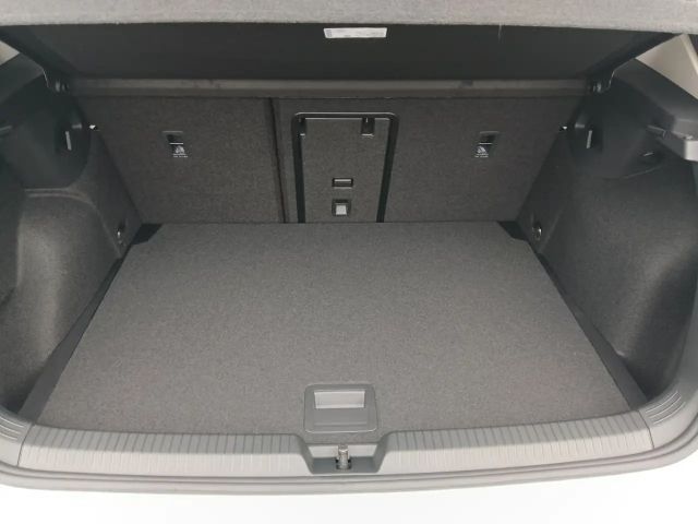 Volkswagen Golf Rabbit TSI