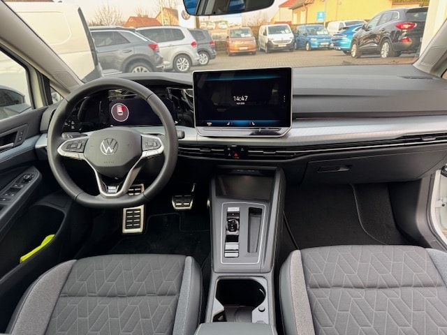 Volkswagen Golf 1.5 eTSI Variant