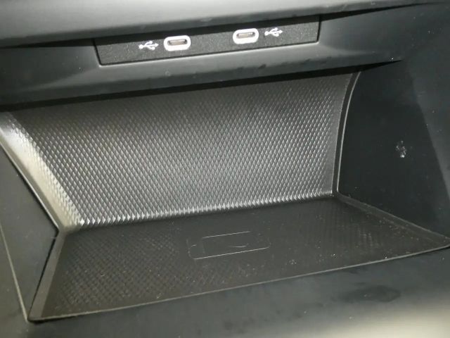 Volkswagen Golf DSG Life