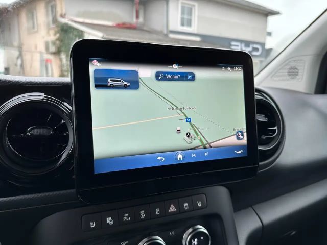 Mercedes-Benz T 180 T 180 d Standard LED Navi Klima Sitzheizung