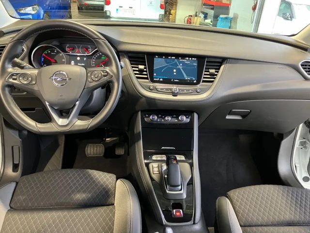 Opel Grandland X 1.6 Turbo