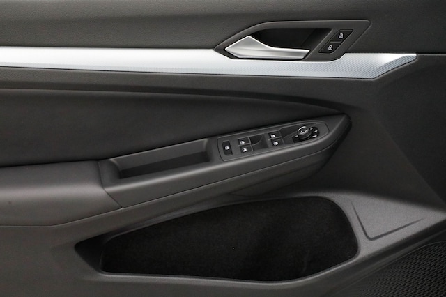 Volkswagen Golf 1.5 TSI Variant