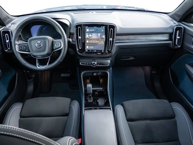 Volvo C40 AWD Plus Recharge Twin Engine