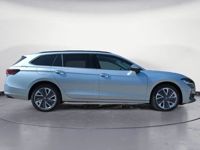 Skoda Superb Combi Selection iV