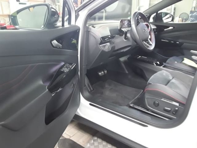 Volkswagen ID.5 4M *AHK*PANO*MATRIX*KAMERA*