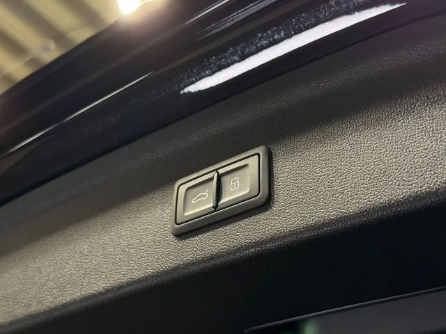 Audi A3 1.5 TFSI S-Line Sedan