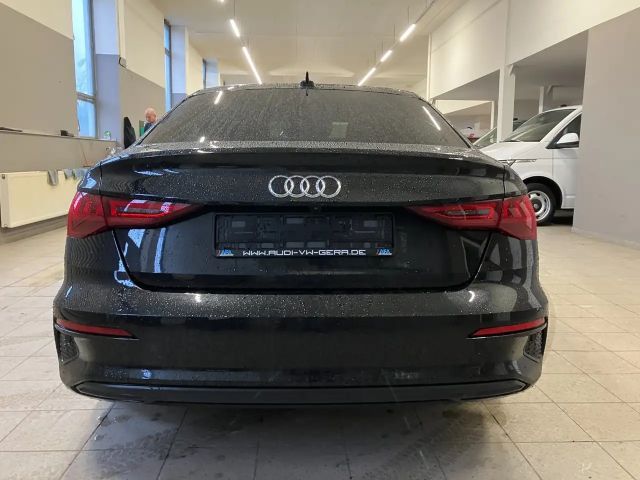 Audi A3 30 TFSI S-Tronic Sedan