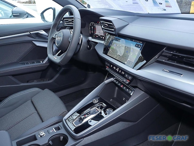 Audi A3 35 TDI S-Line S-Tronic Sedan