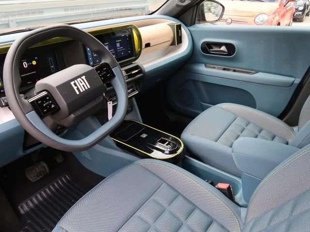 Fiat Grande Panda E La Prima