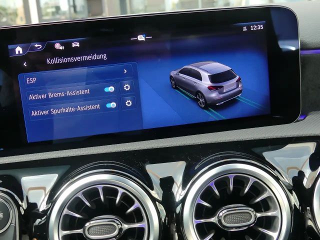 Mercedes-Benz A 200 AMG Line