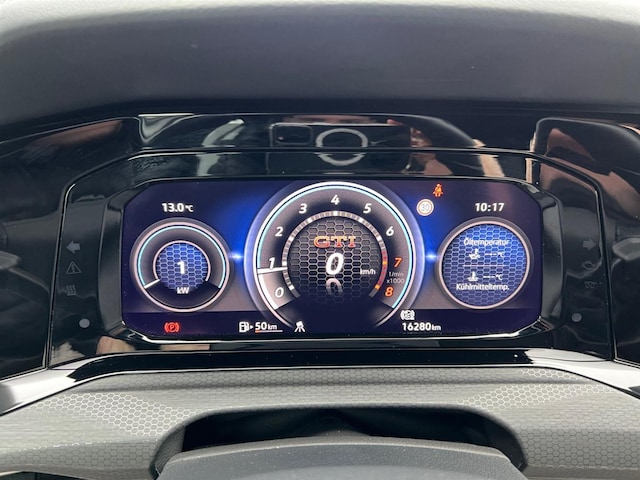 Volkswagen Golf 2.0 TSI Golf VIII